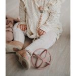 Labdarágóka és csillag toronyépítő